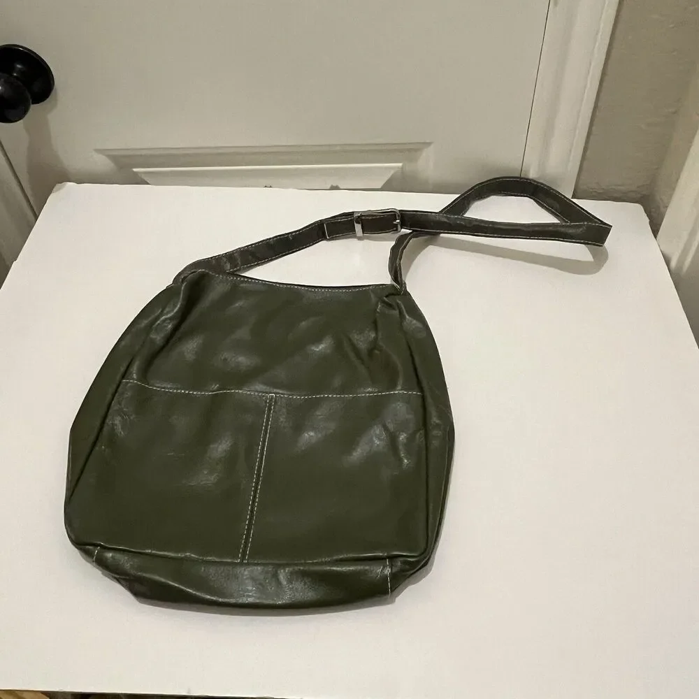 Montreal Geniune Leather Gray Crossbody Bag Purse Front Pockets Boho Hobo 12X11